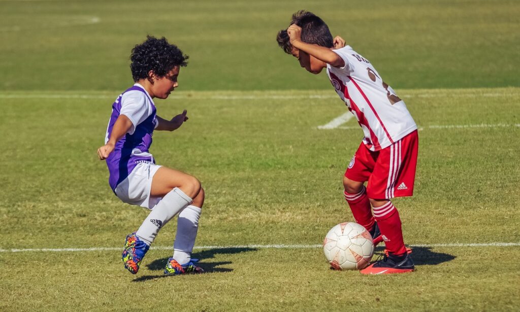 Como cursos online de futebol podem ajudar na prática do futebol?